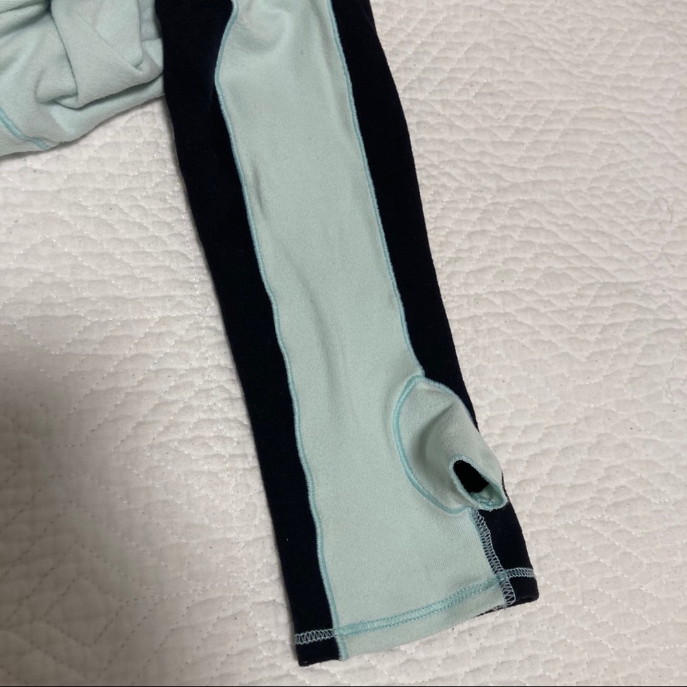 Lululemon Long Sleeve Top - Picture 3 of 4